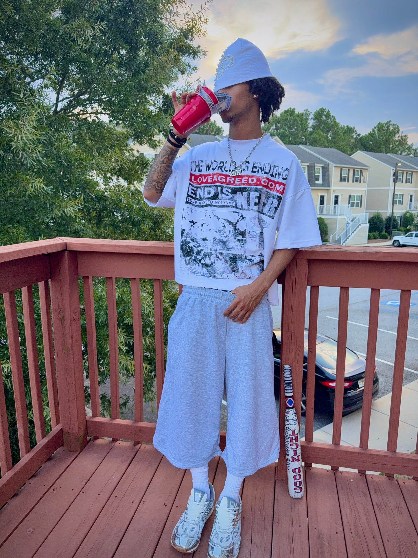 "END" Tee